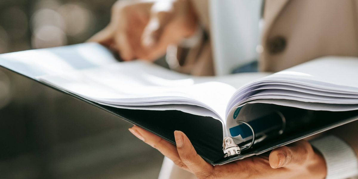 Osome provides digital accounting and corporate services, including guidance on EmaraTax registration in the
![Effective organization of documents and details is crucial for a smooth tax registration and compliance process.