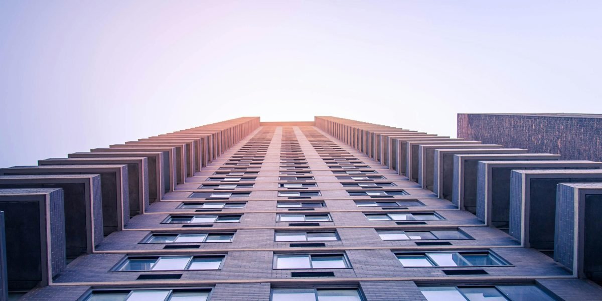 Build a Dubai Real Estate Investment Strategy That Works in 2026