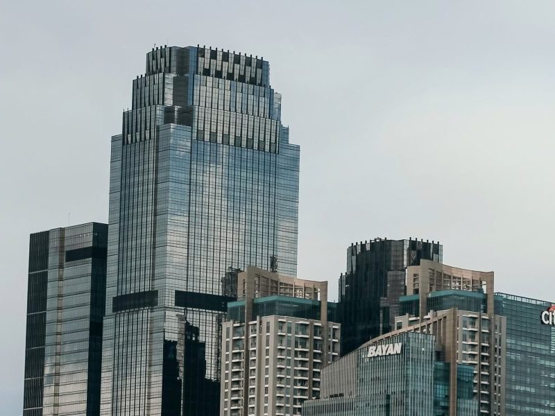 Dubai REITs and Foreign Funds Offer Smarter Property Investment Without Buying a Villa