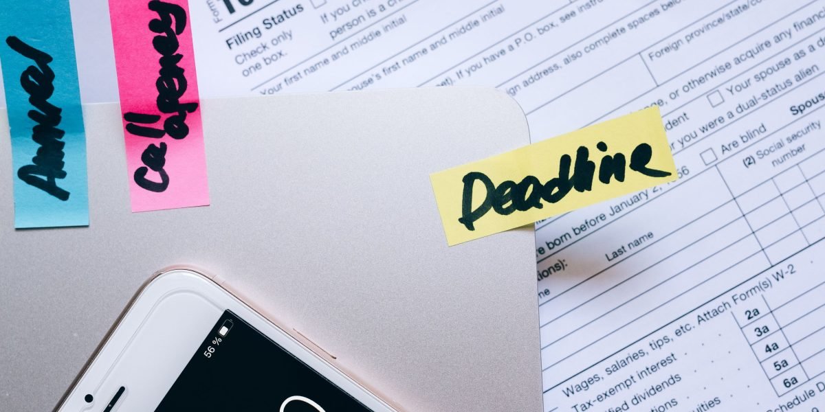 How an Income Tax Calculator Can Help You Master Dubai Property Taxes in 2026