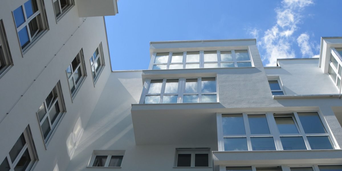 Navigate Commercial and Residential Property Dubai for Smart Investments